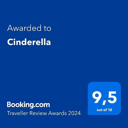 Cinderella Apartment With Free Parking 普拉 外观 照片