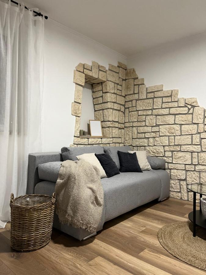 Cinderella Apartment With Free Parking 普拉 外观 照片