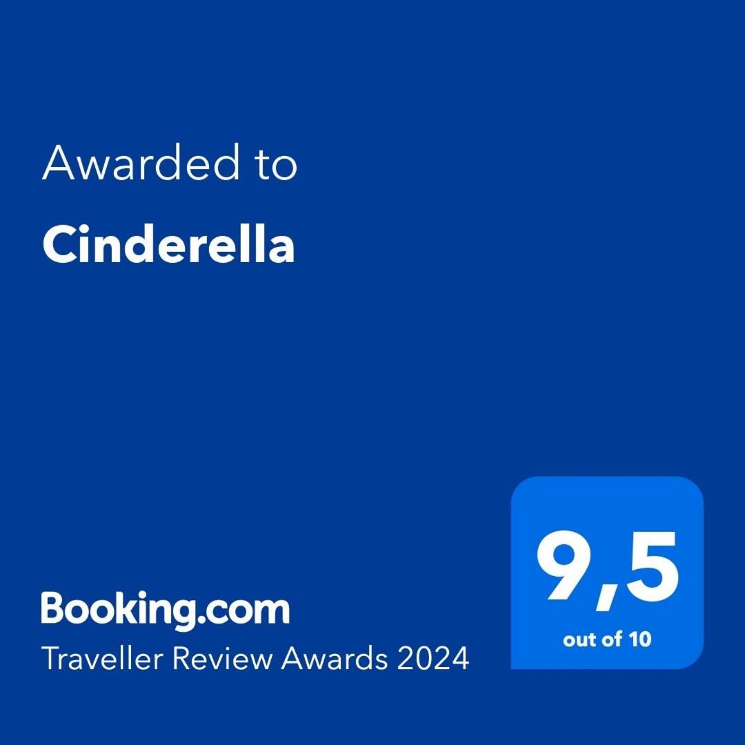 Cinderella Apartment With Free Parking 普拉 外观 照片